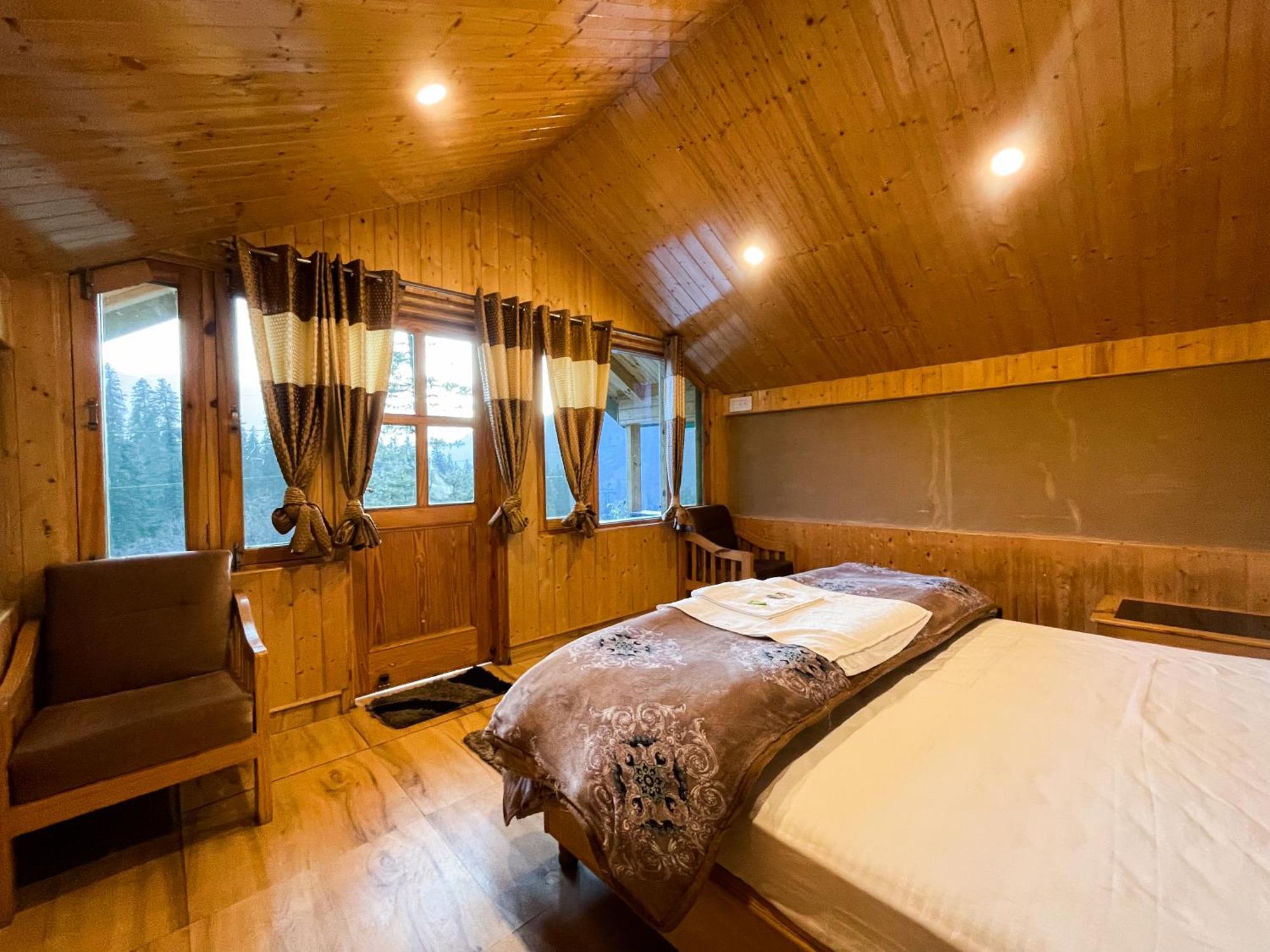 Singing Woods Kutla Hotel Kullu Ngoại thất bức ảnh